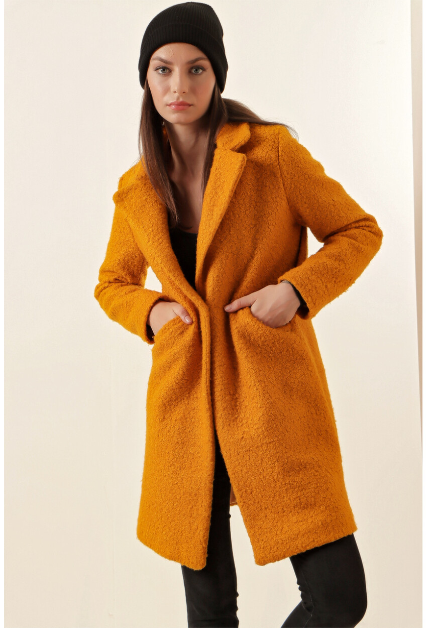 9082 Oversized Wool Coat