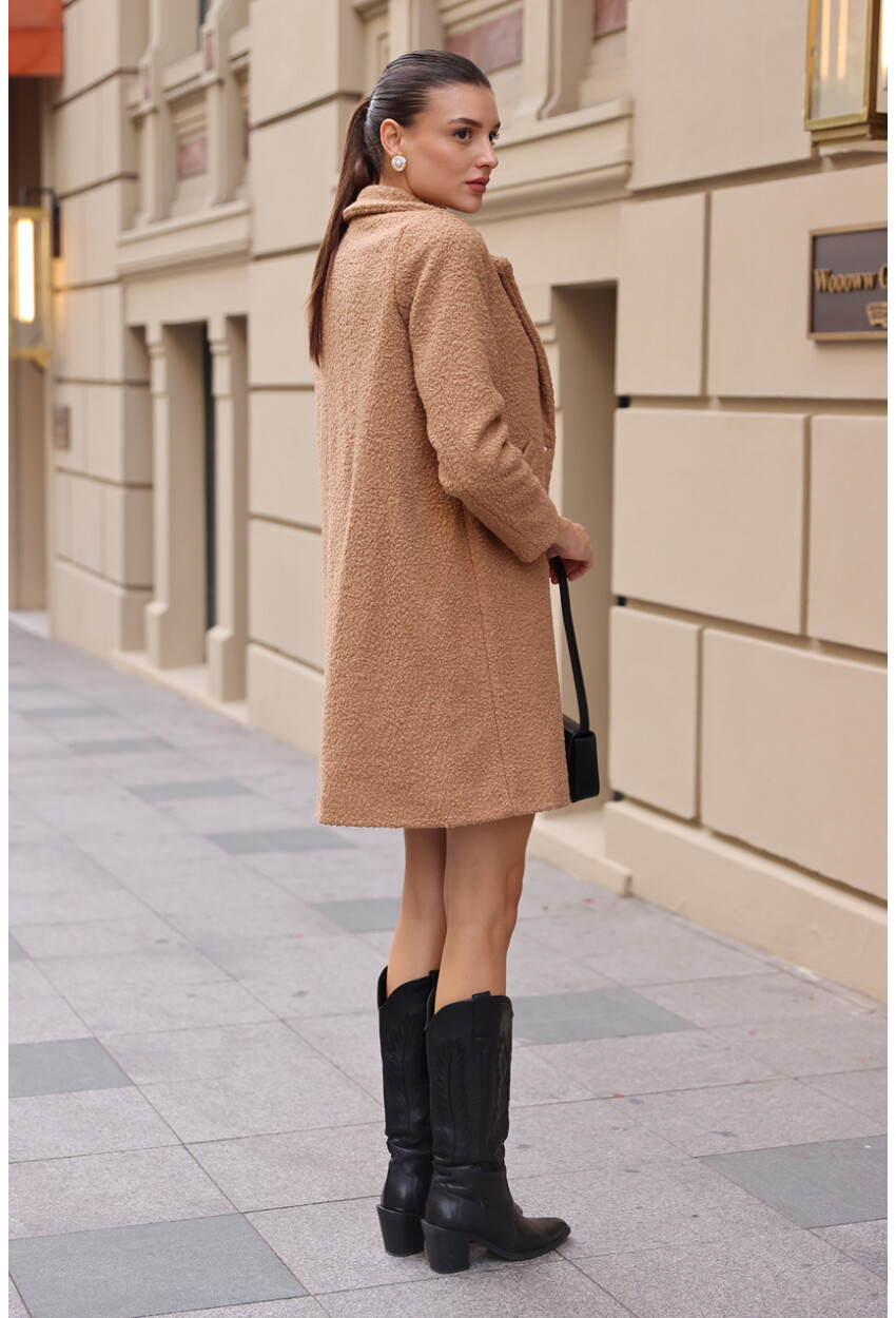 9082 Oversized Wool Coat