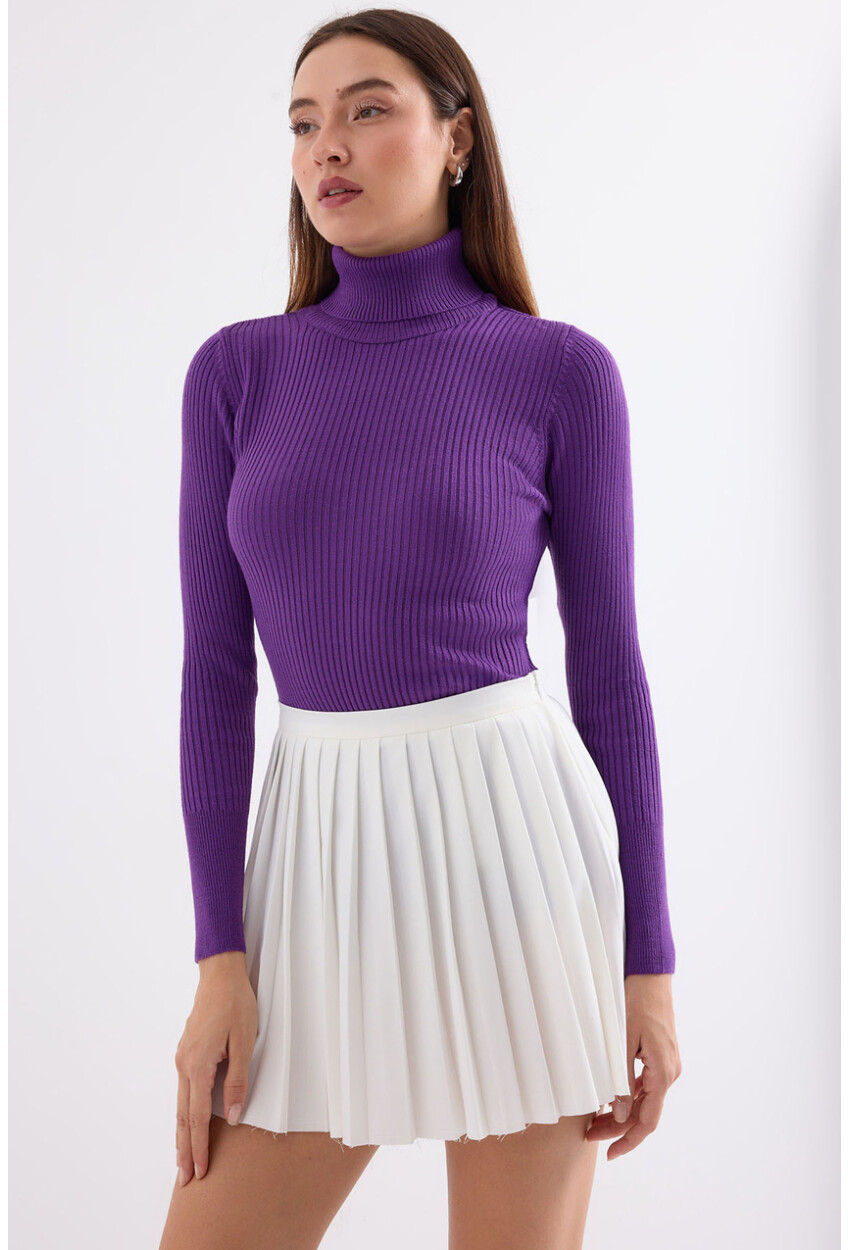 10311 Turtleneck Knit Sweater