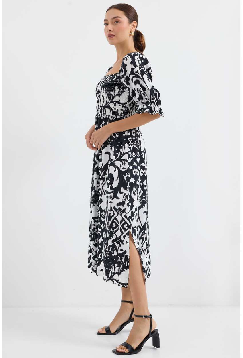 2512 Patterned Dress With Slit