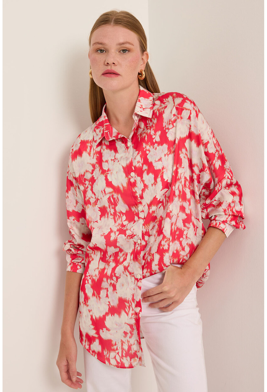 3985 Oversized Satin Shirt