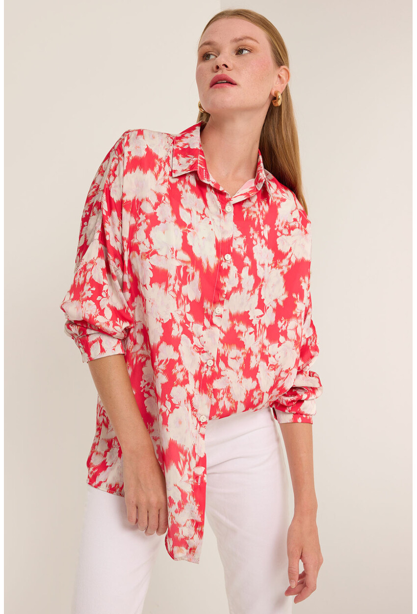 3985 Oversized Satin Shirt