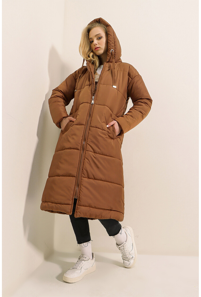 5120 Long Hooded Puffer Coat