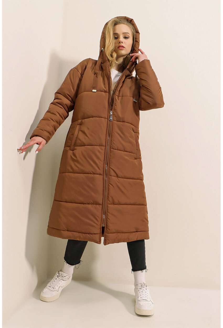 5120 Long Hooded Puffer Coat