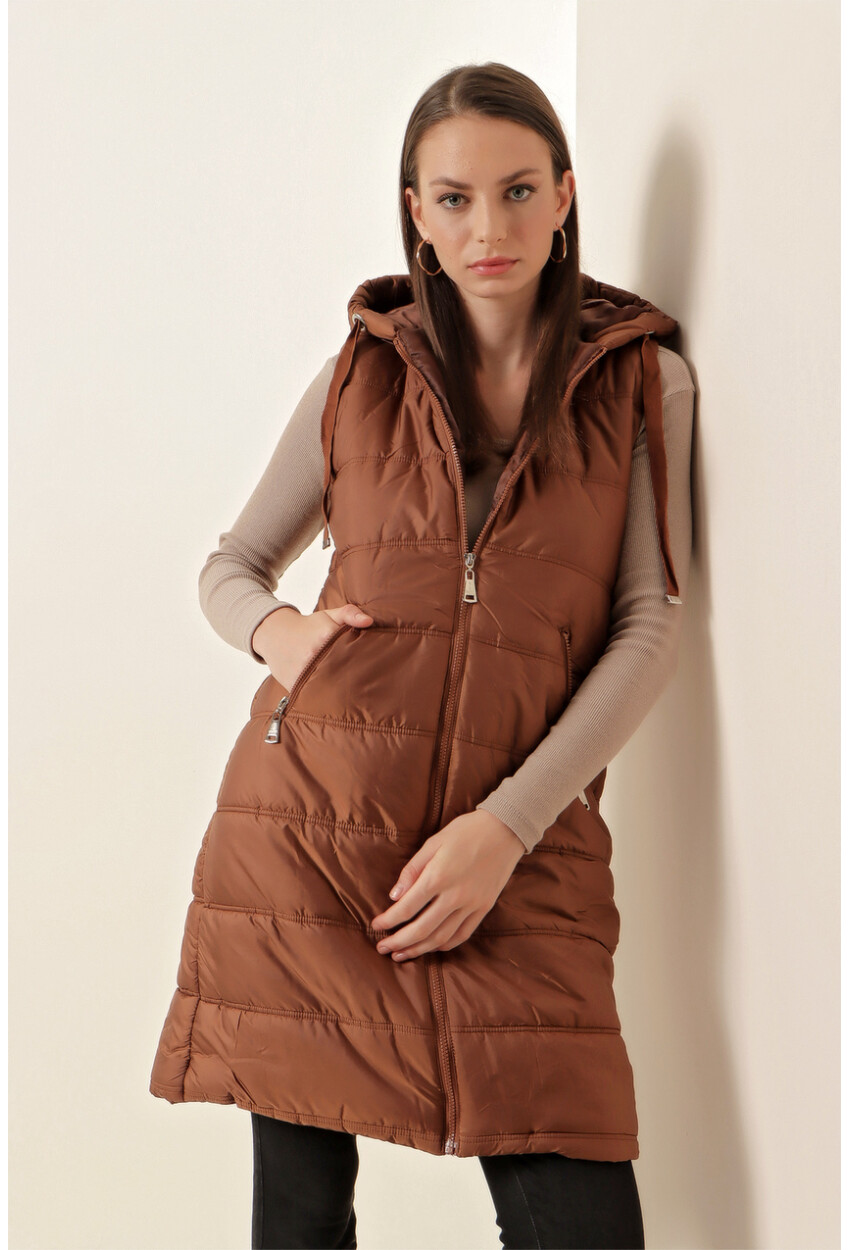 5140 Long Quilted Puffer Vest