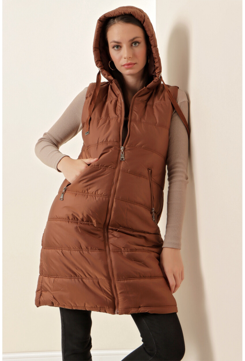 5140 Long Quilted Puffer Vest