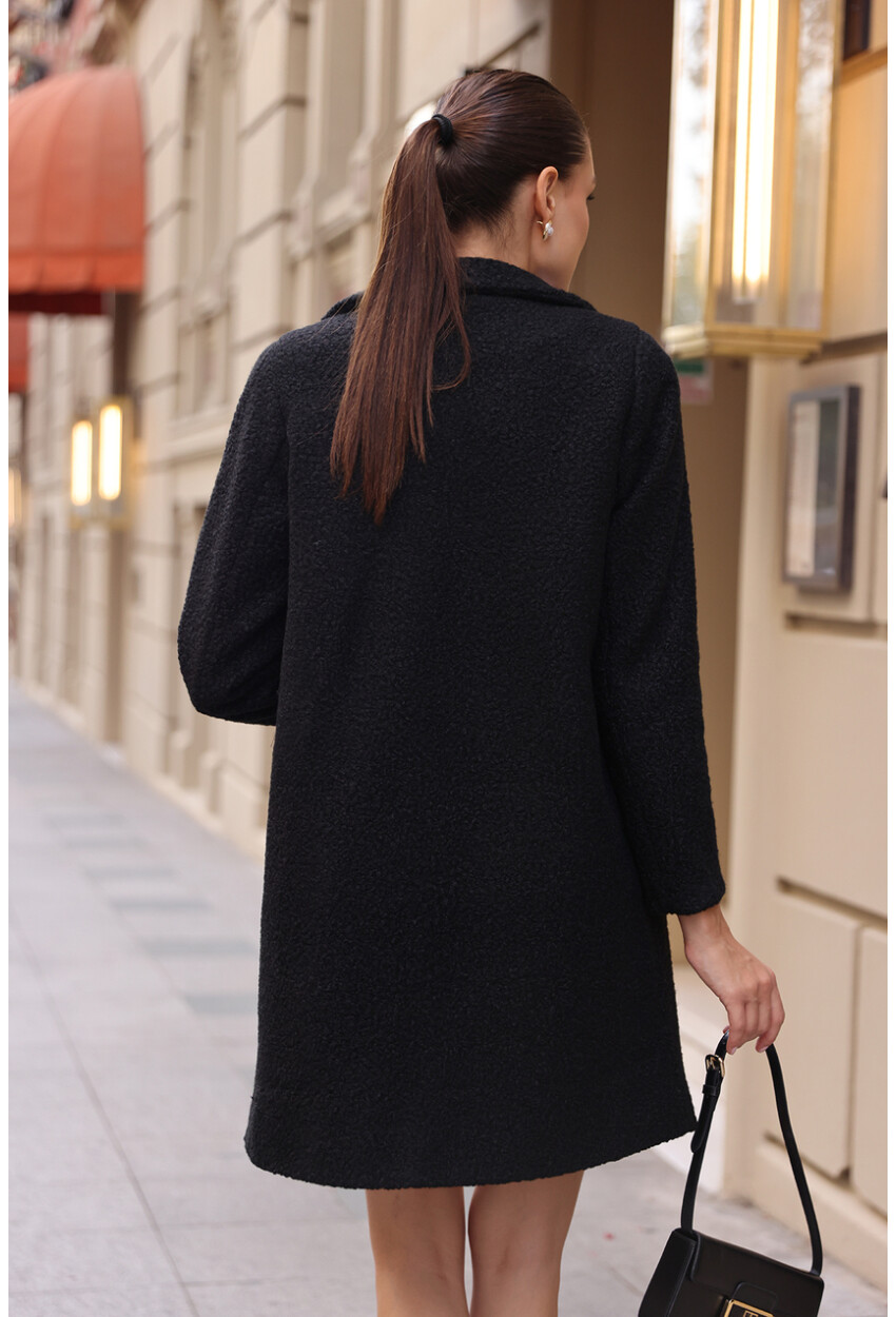 9082 Oversized Wool Coat