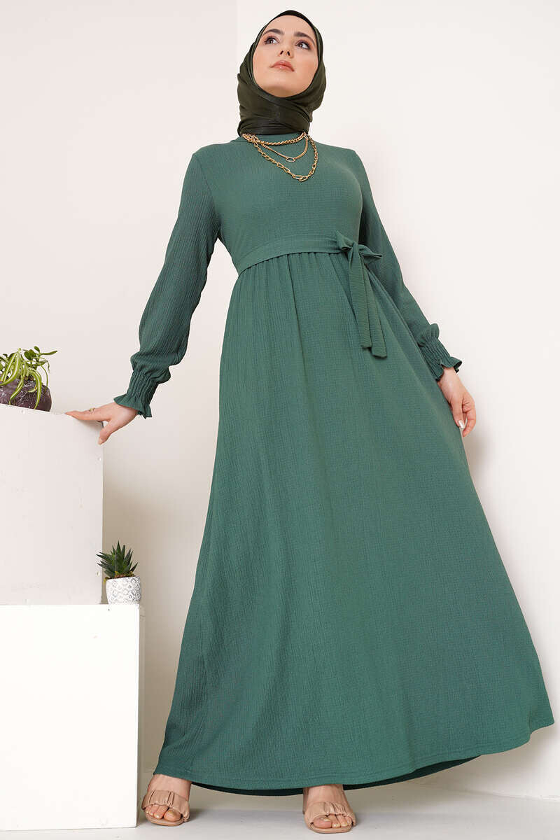 Kadın Zümrüt Yeşili Örme Tesettür Elbise 1525