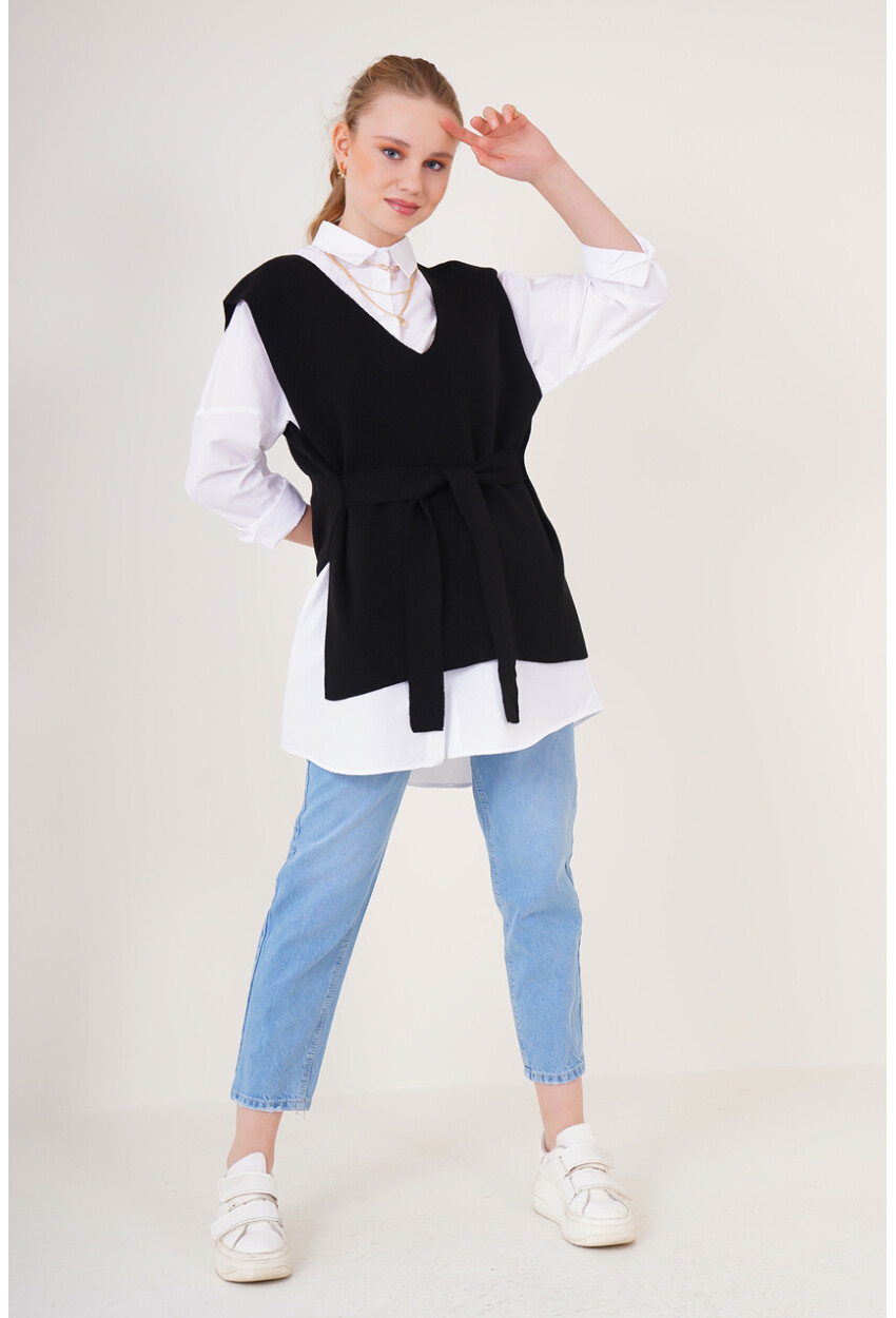 15760 Knit Vest With Belt