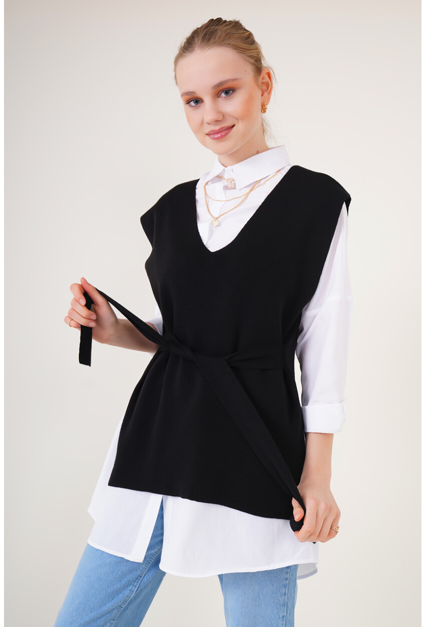 15760 Knit Vest With Belt