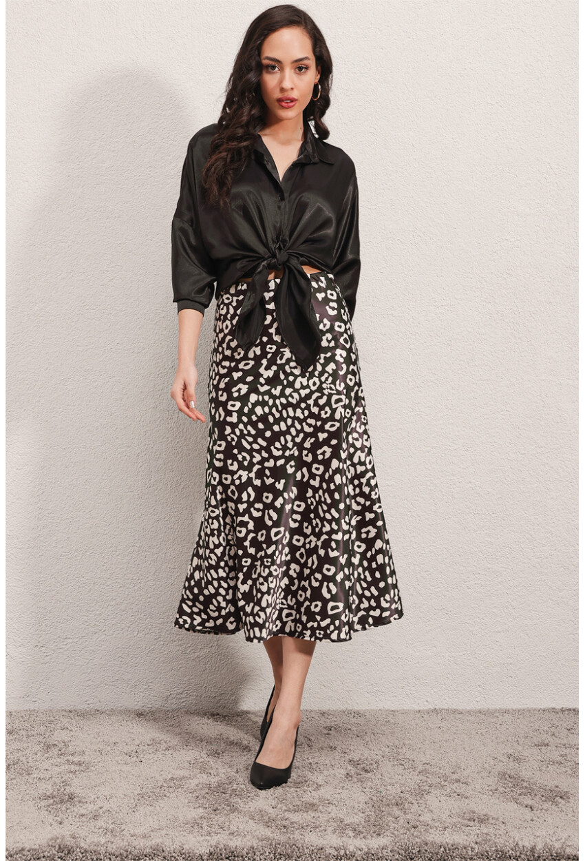 15806 Satin Skirt