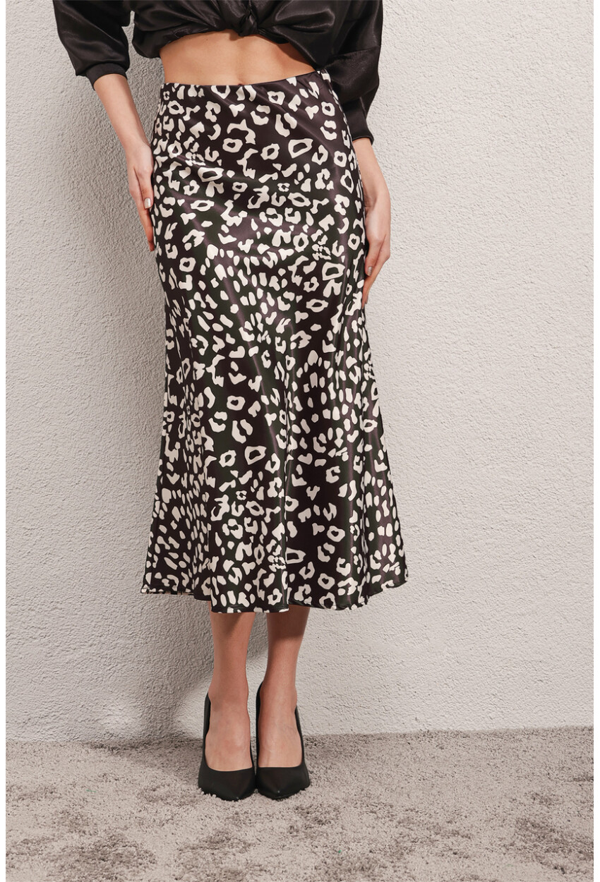 15806 Satin Skirt