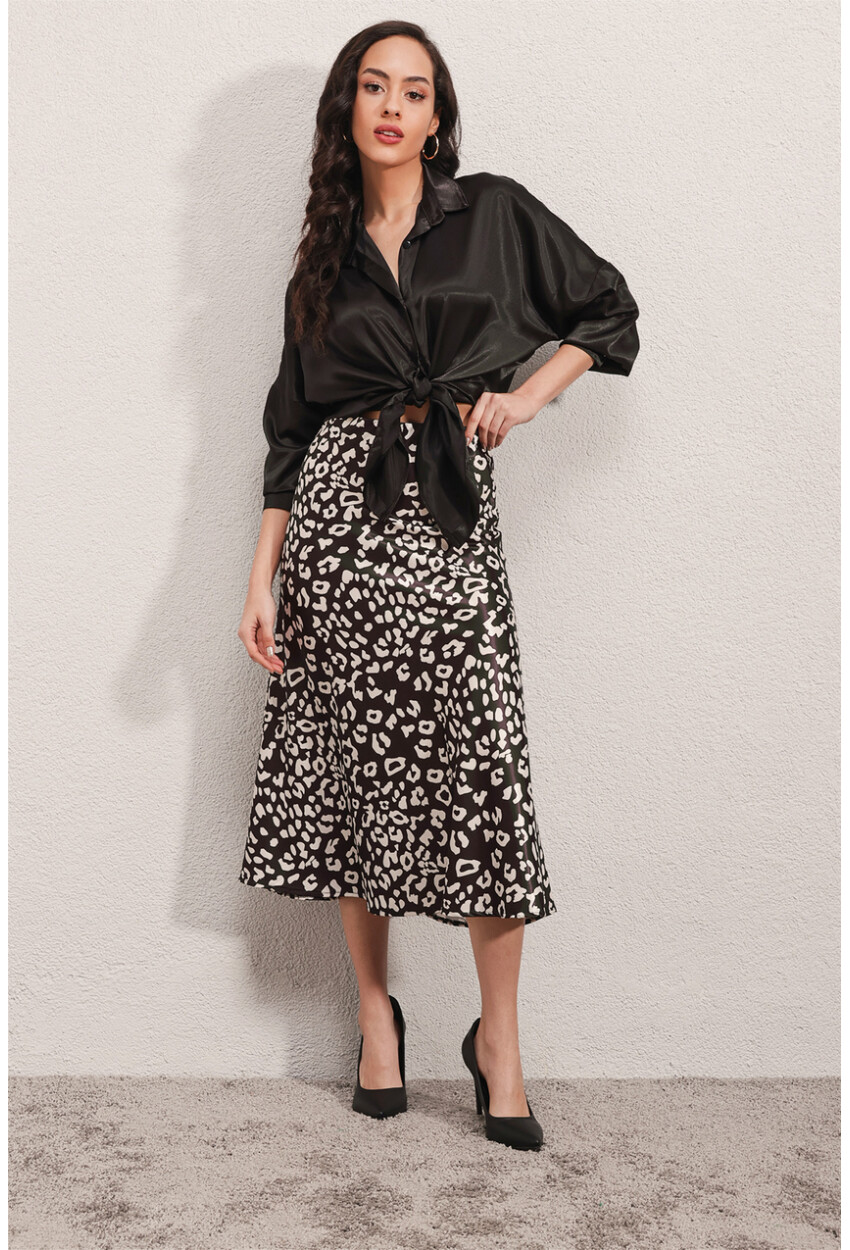 15806 Satin Skirt
