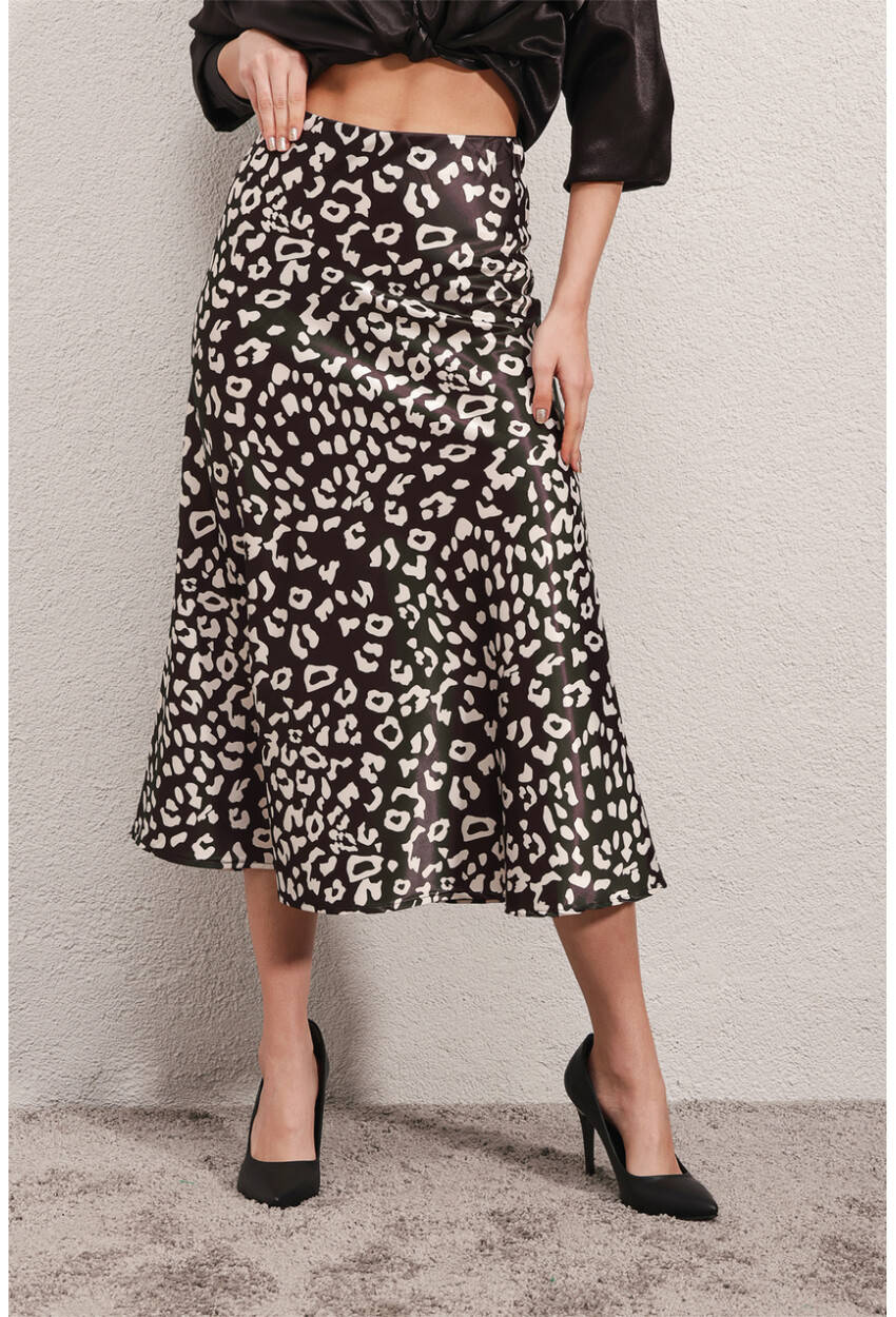 15806 Satin Skirt
