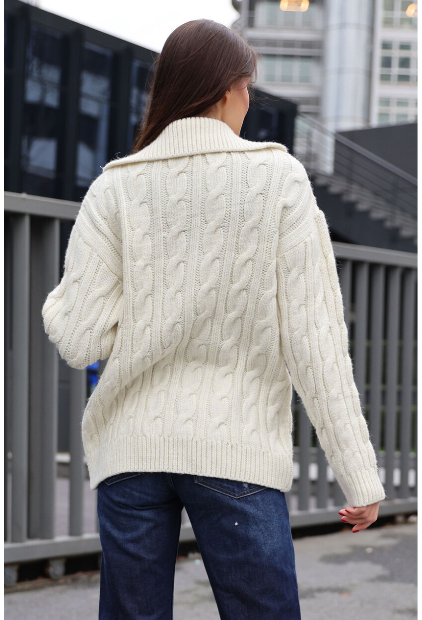 15856 Cable Knit Cardigan