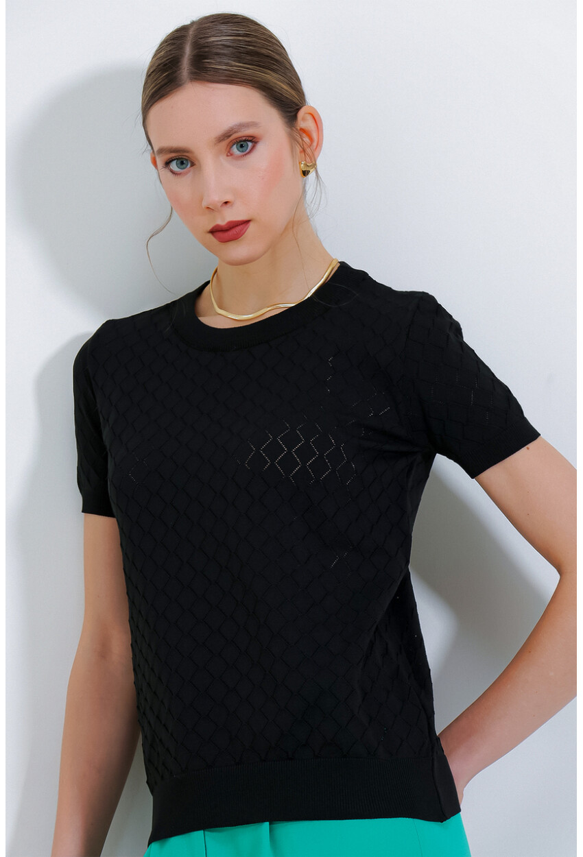 15867 Patterned Knit T-Shirt With Short Sleeve