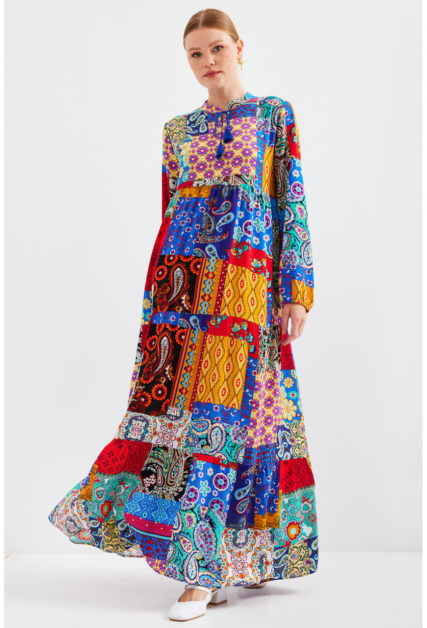 1627 Hijab Dress With Lace-Up Collar