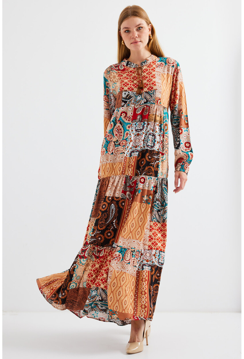 1627 Hijab Dress With Lace-Up Collar