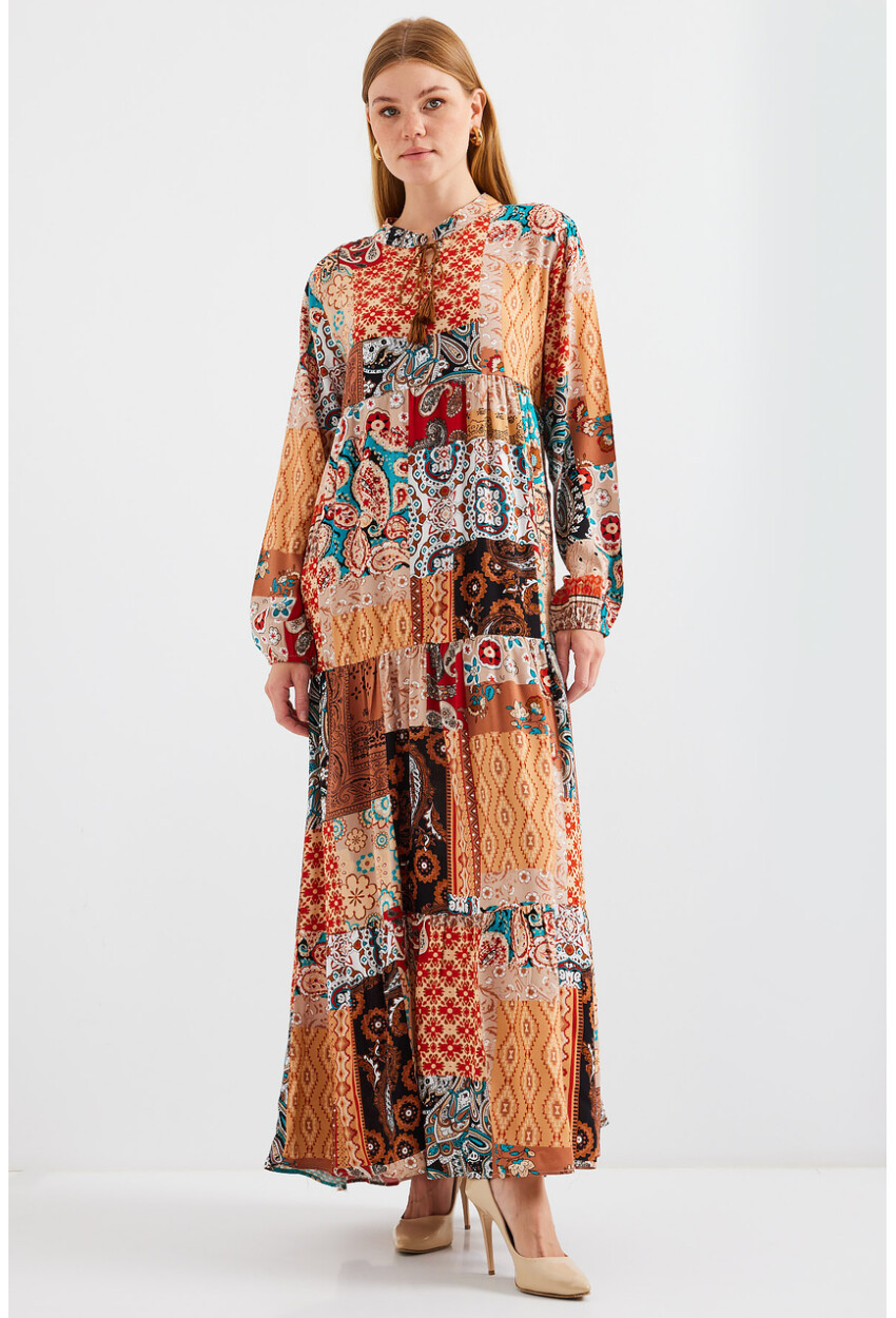 1627 Hijab Dress With Lace-Up Collar