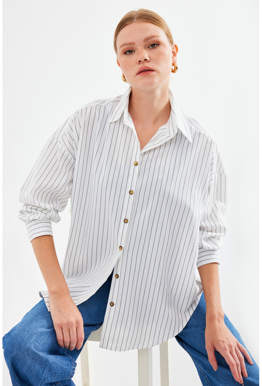 20208 Striped Oversized Long Basic Shirt