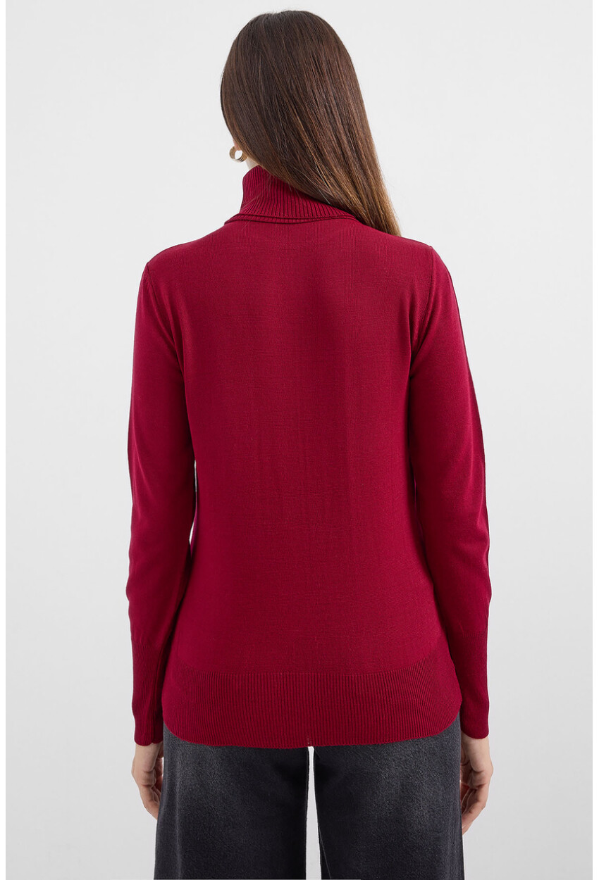 15747 Turtleneck Knit Sweater