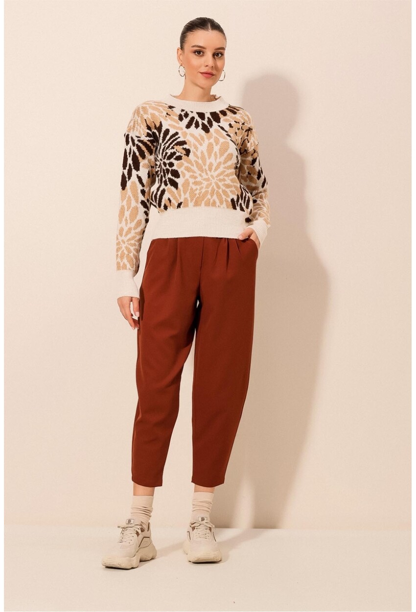 15842 Patterned Knit Sweater