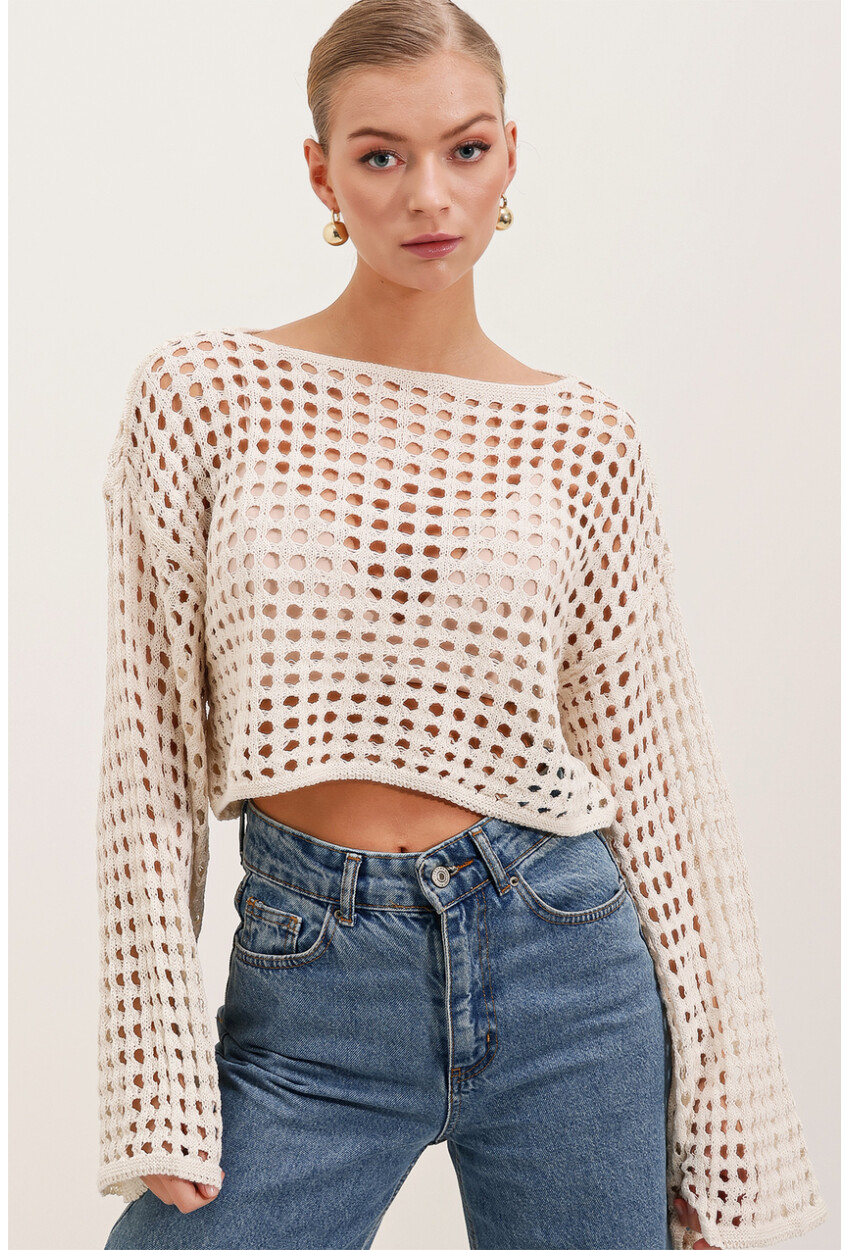 15850 Openwork Oversized Sweater