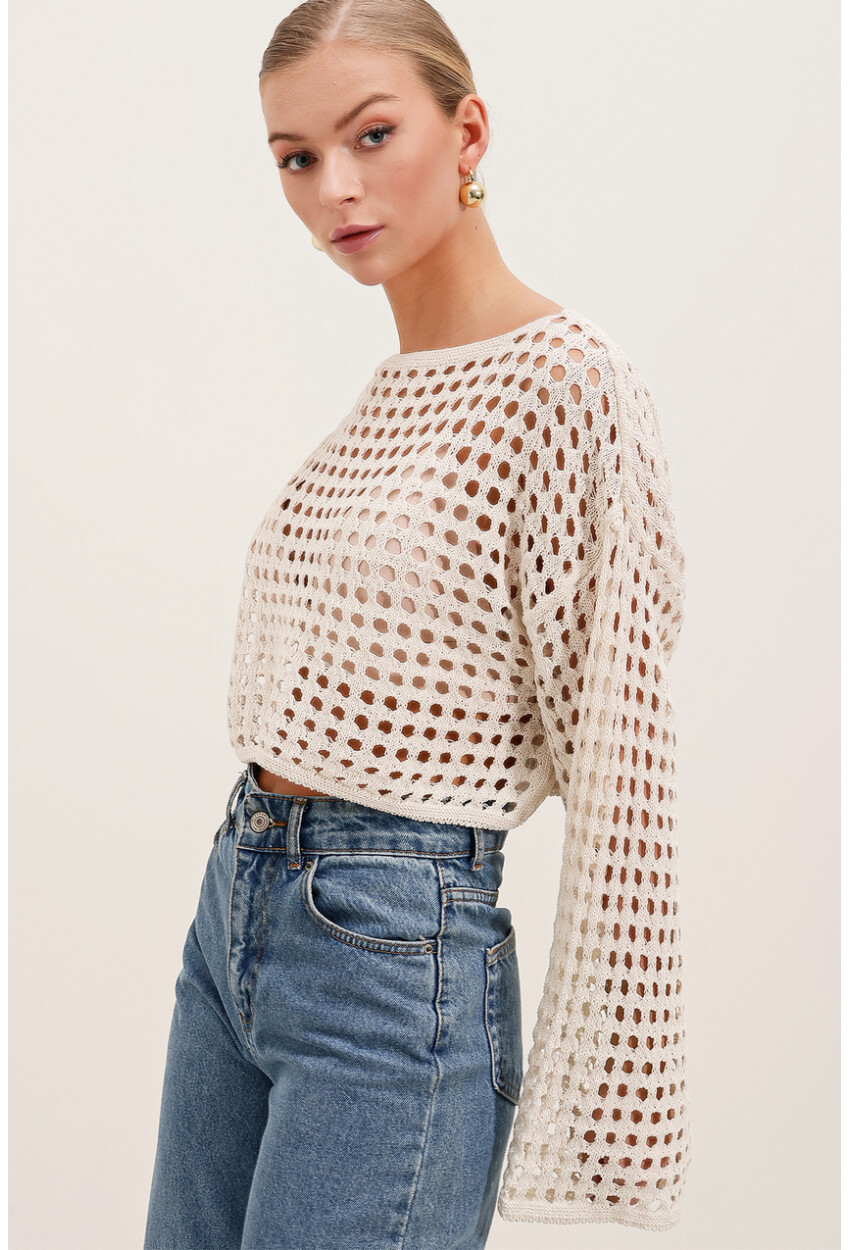 15850 Openwork Oversized Sweater