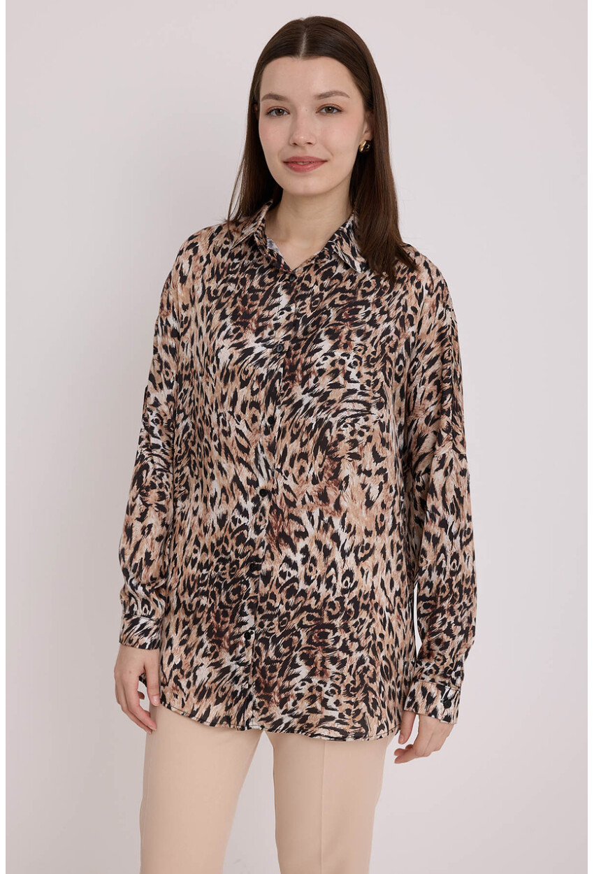 3985 Oversized Satin Shirt