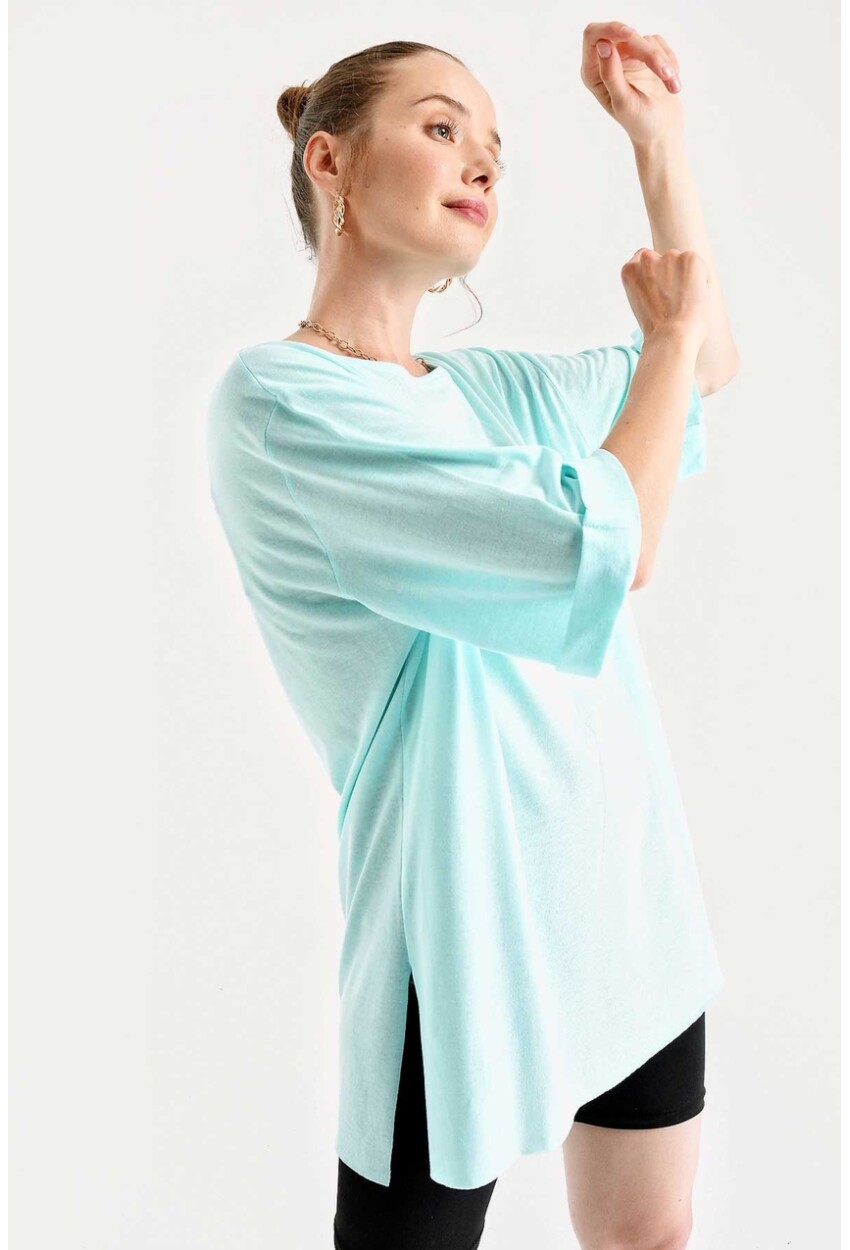 4123 Yırtmaçlı Oversize Tişört