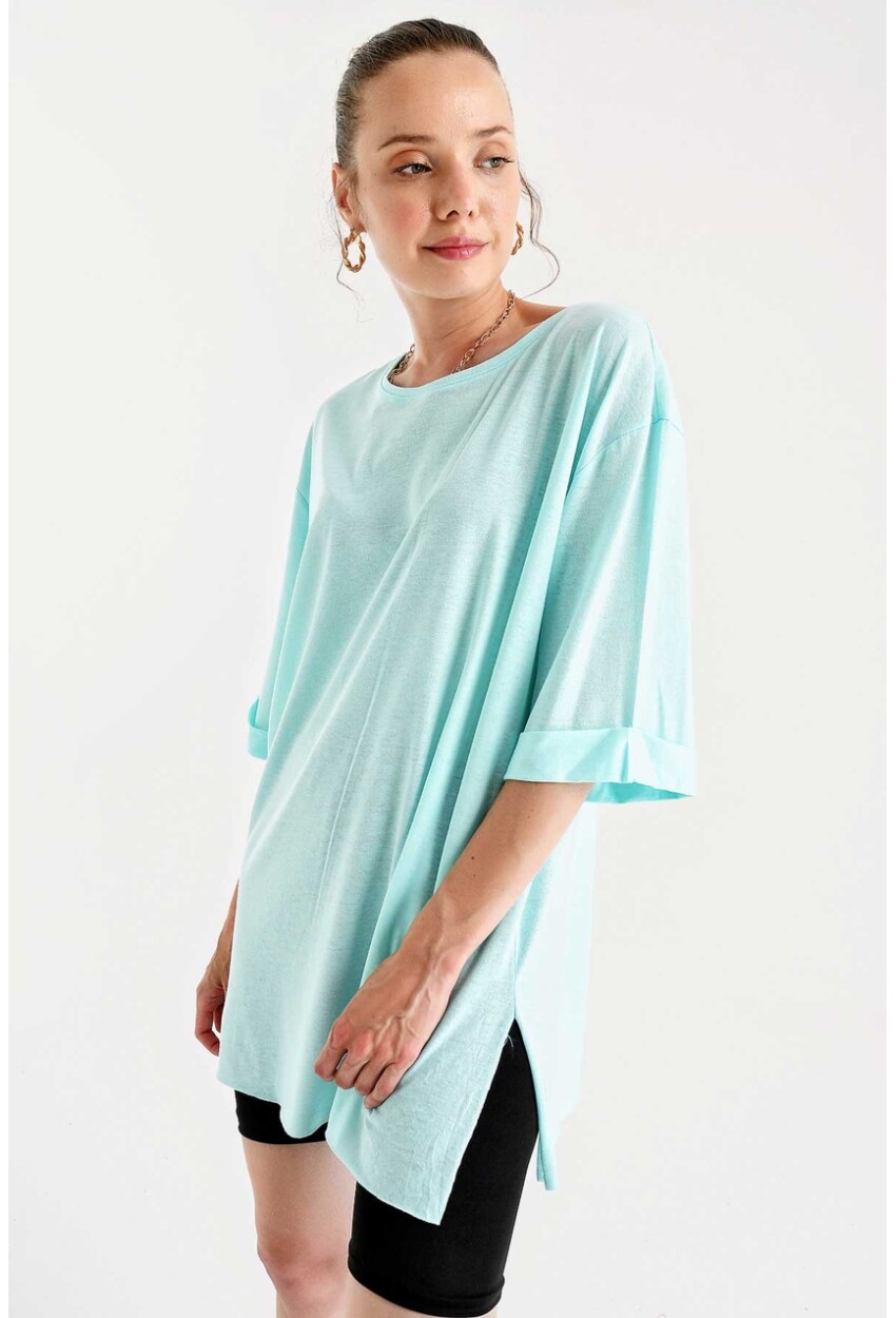 4123 Yırtmaçlı Oversize Tişört