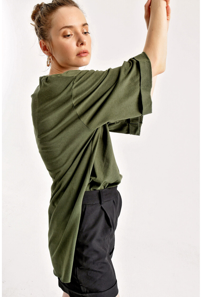 4123 Slit Oversized T-Shirt