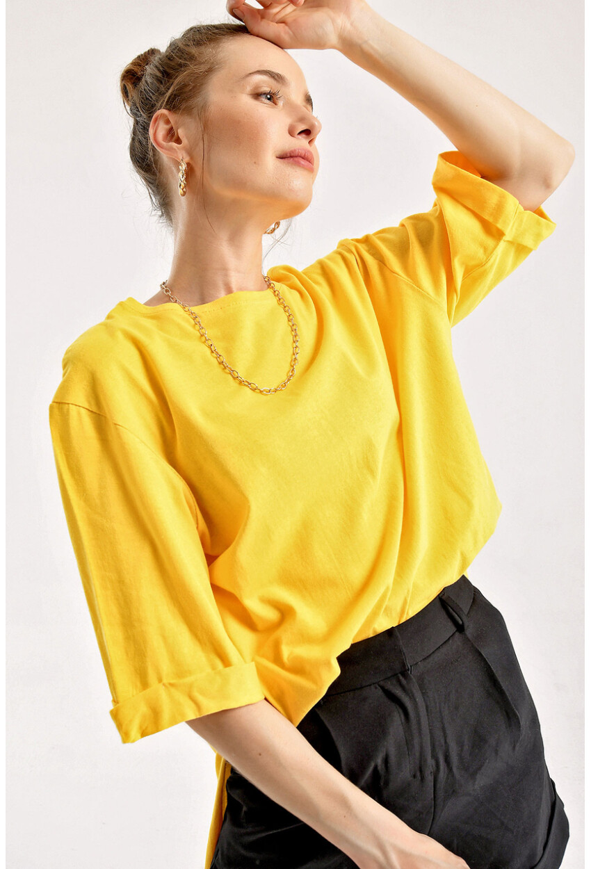 4123 Slit Oversized T-Shirt