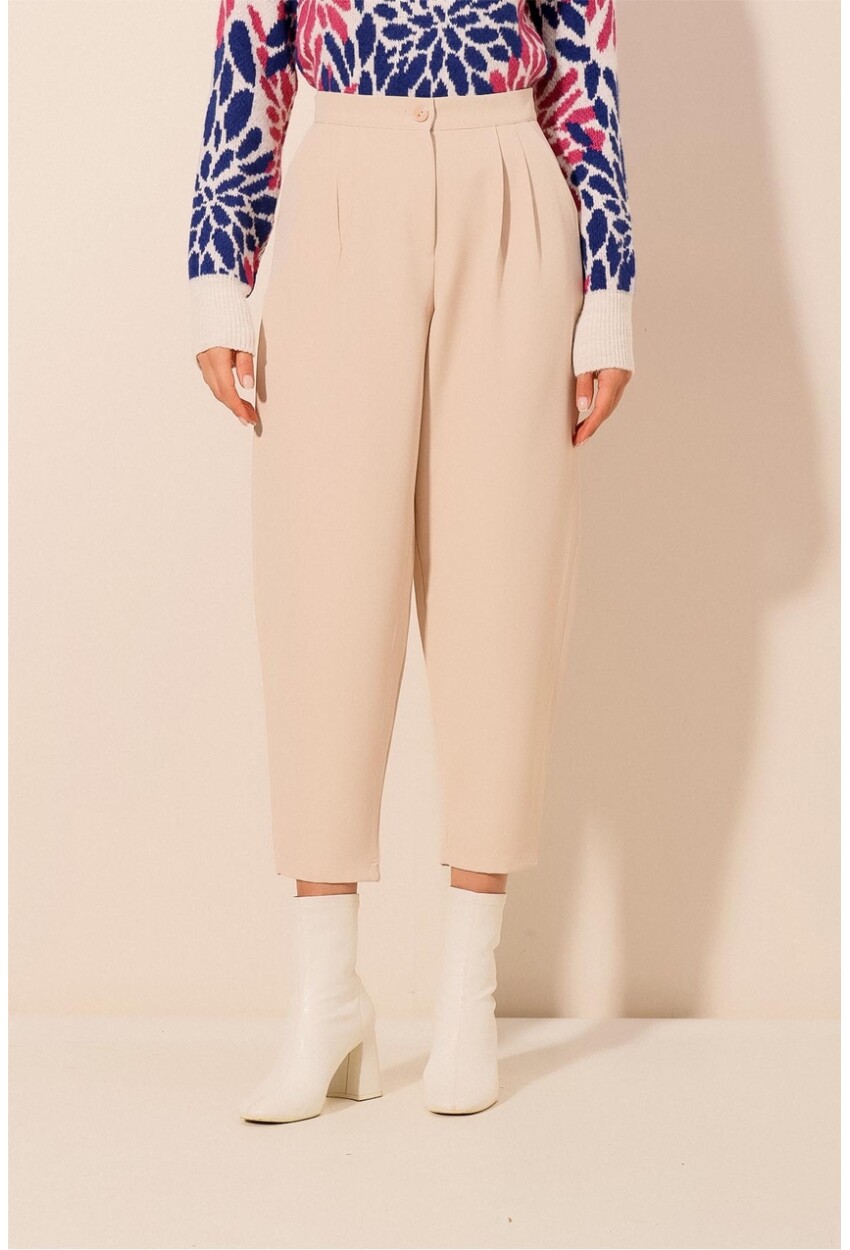 6585 Fabric Carrot Pants