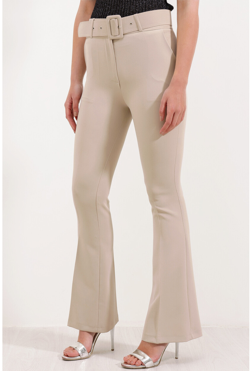 6649 Flared Belted Pants