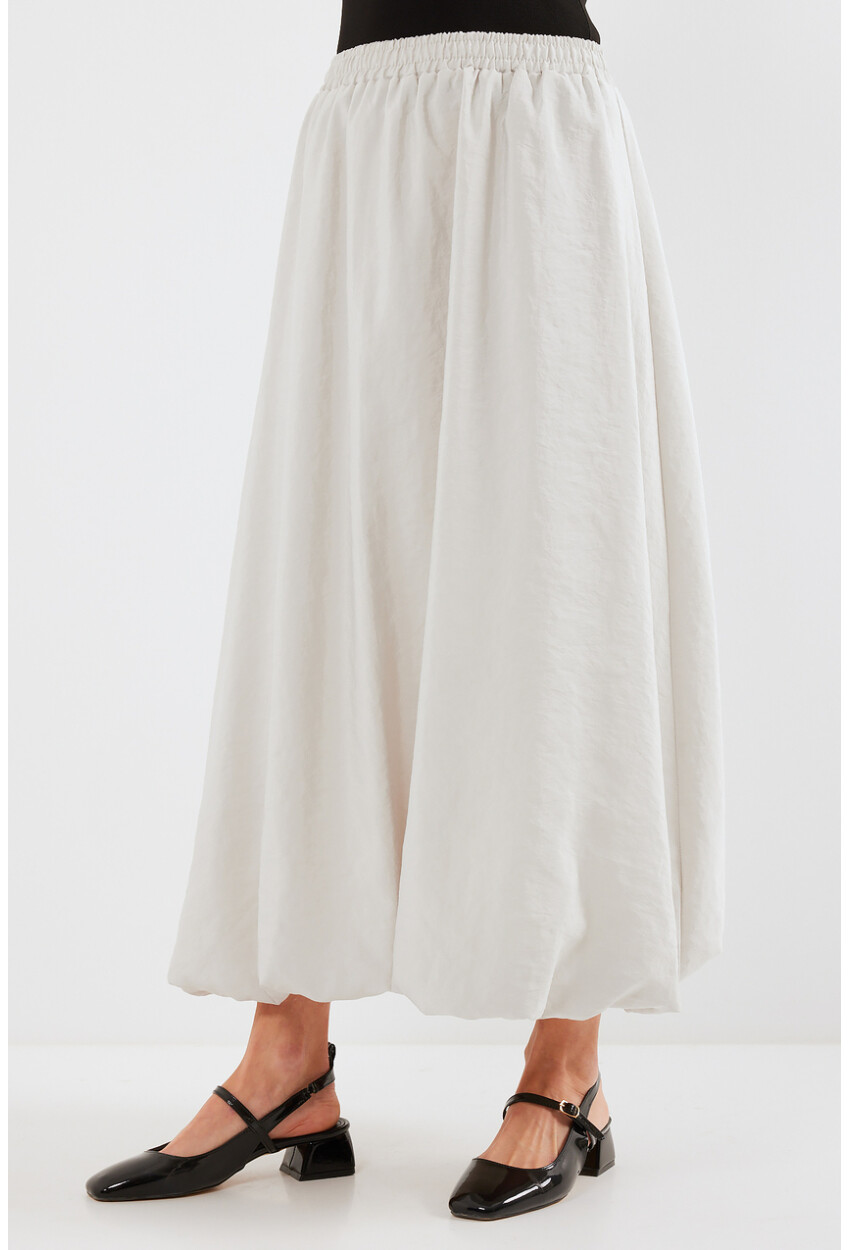 8021 Long Balloon Skirt