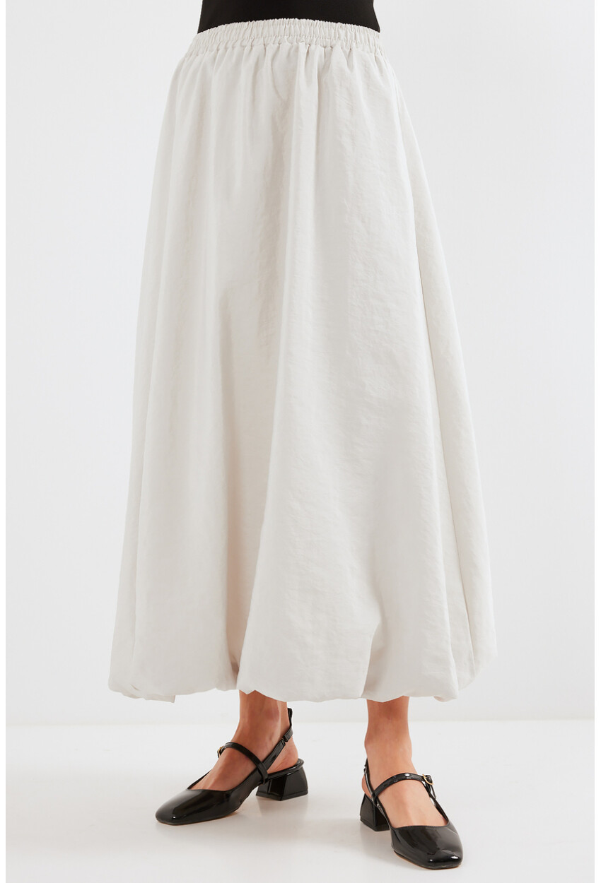 8021 Long Balloon Skirt