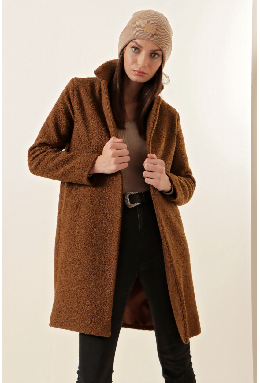 9082 Oversized Wool Coat