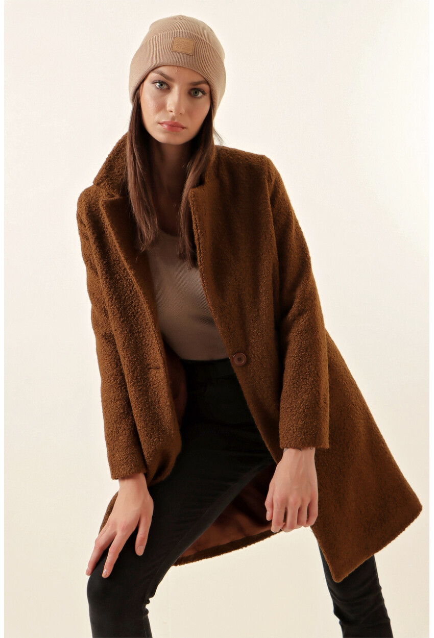9082 Oversized Wool Coat