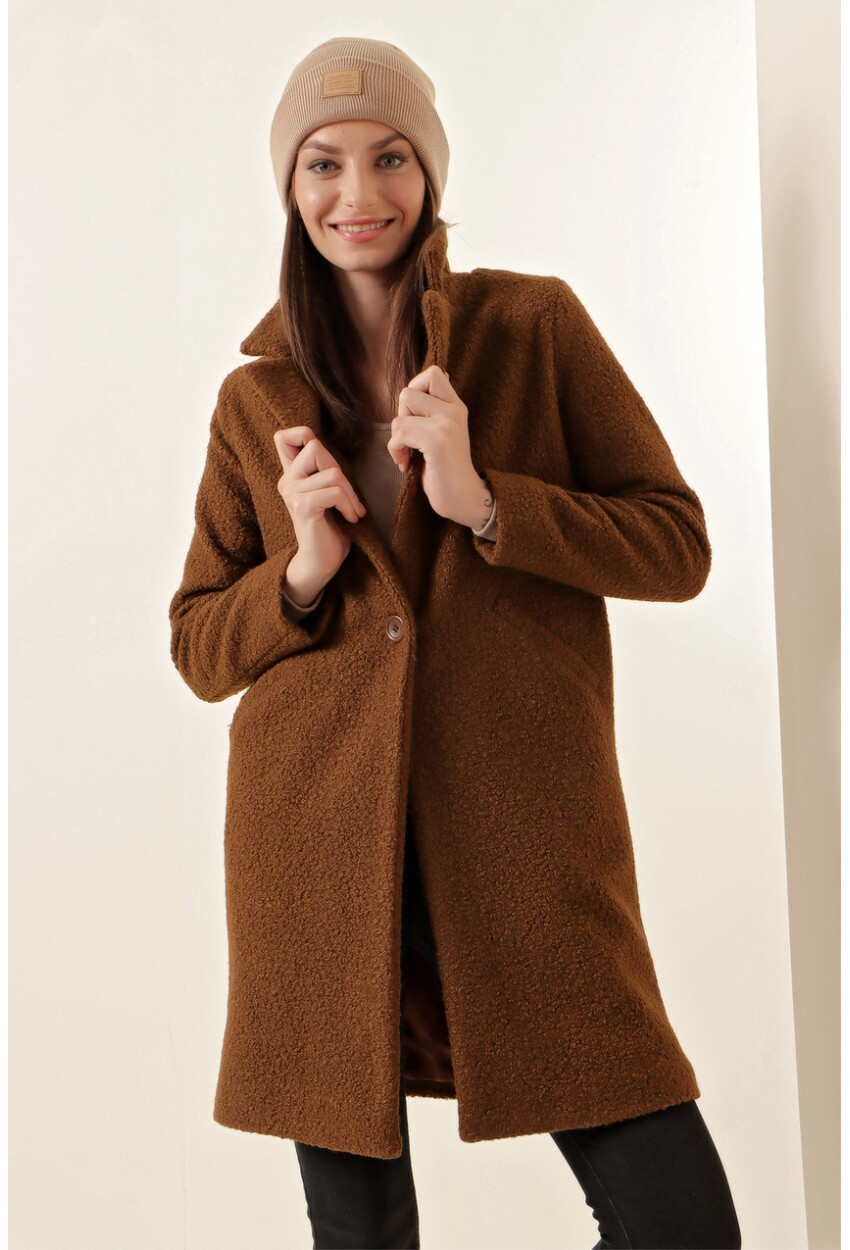 9082 Oversized Wool Coat