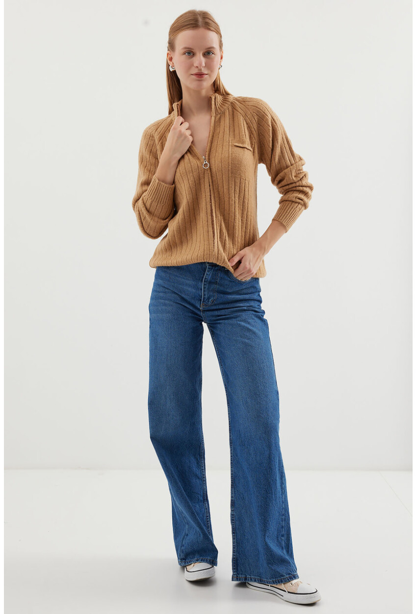 15880 Zippered Knit Cardigan