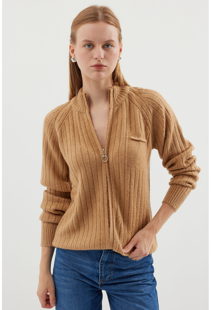 15880 Zippered Knit Cardigan