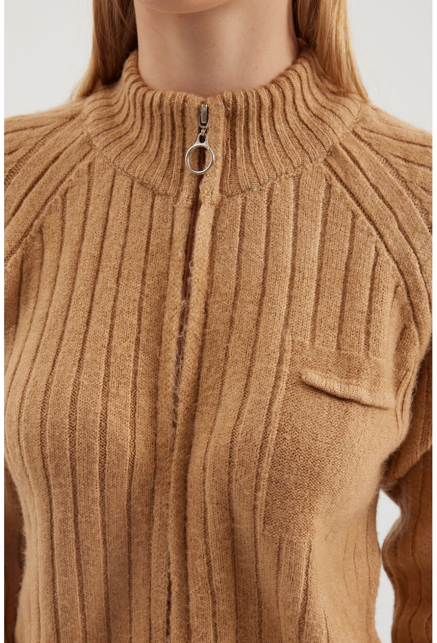 15880 Zippered Knit Cardigan