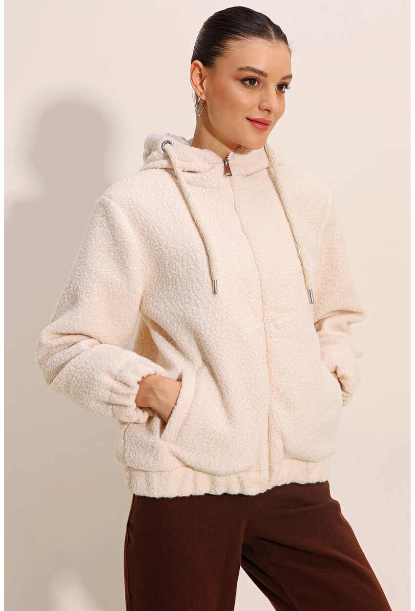 5180 Wide Fit Hooded Coat
