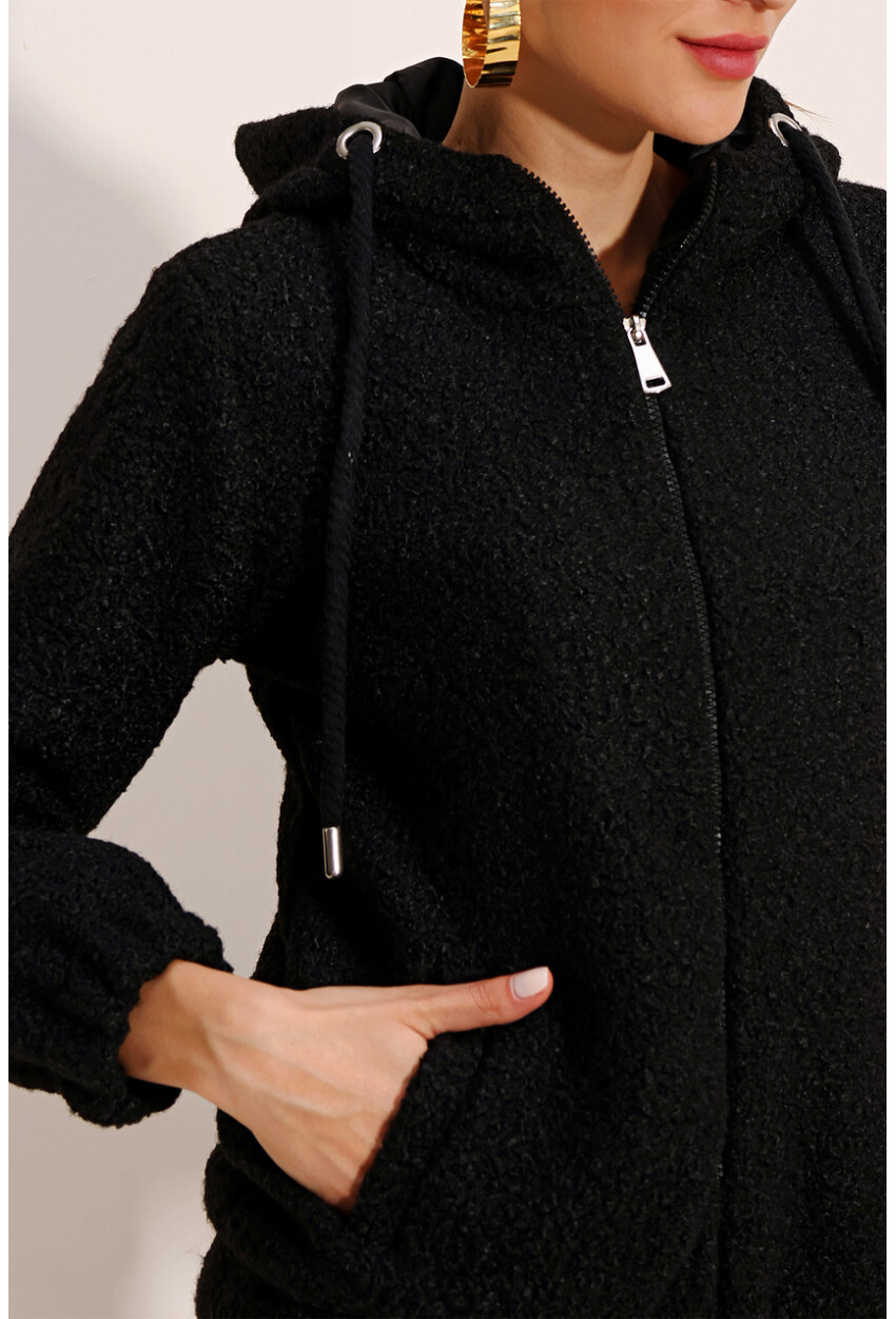 5180 Wide Fit Hooded Coat