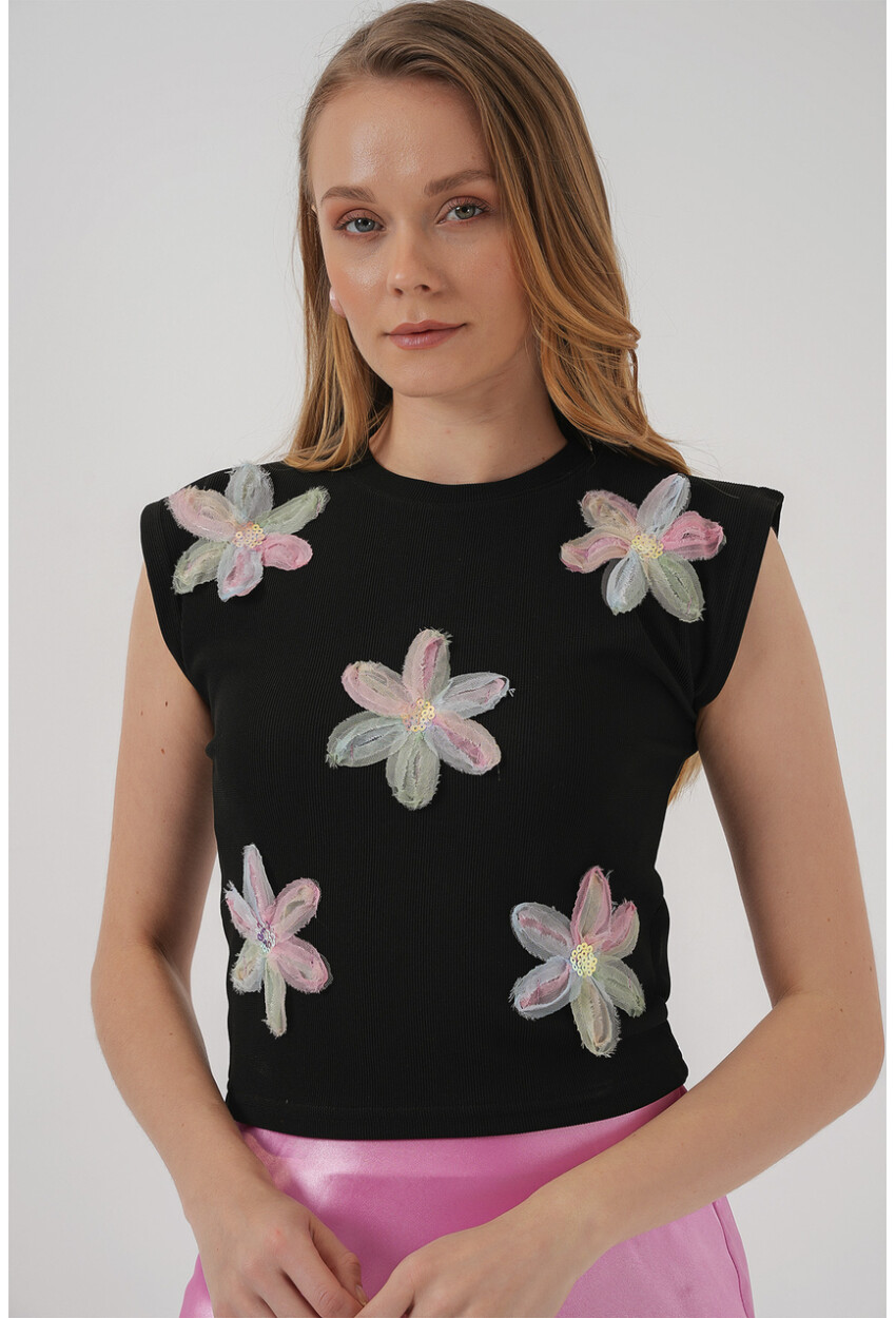 930 Kısa Kol Desenli Crop Bluz