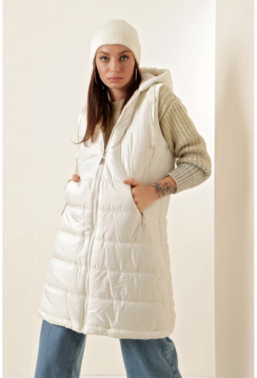 5140 Long Quilted Puffer Vest