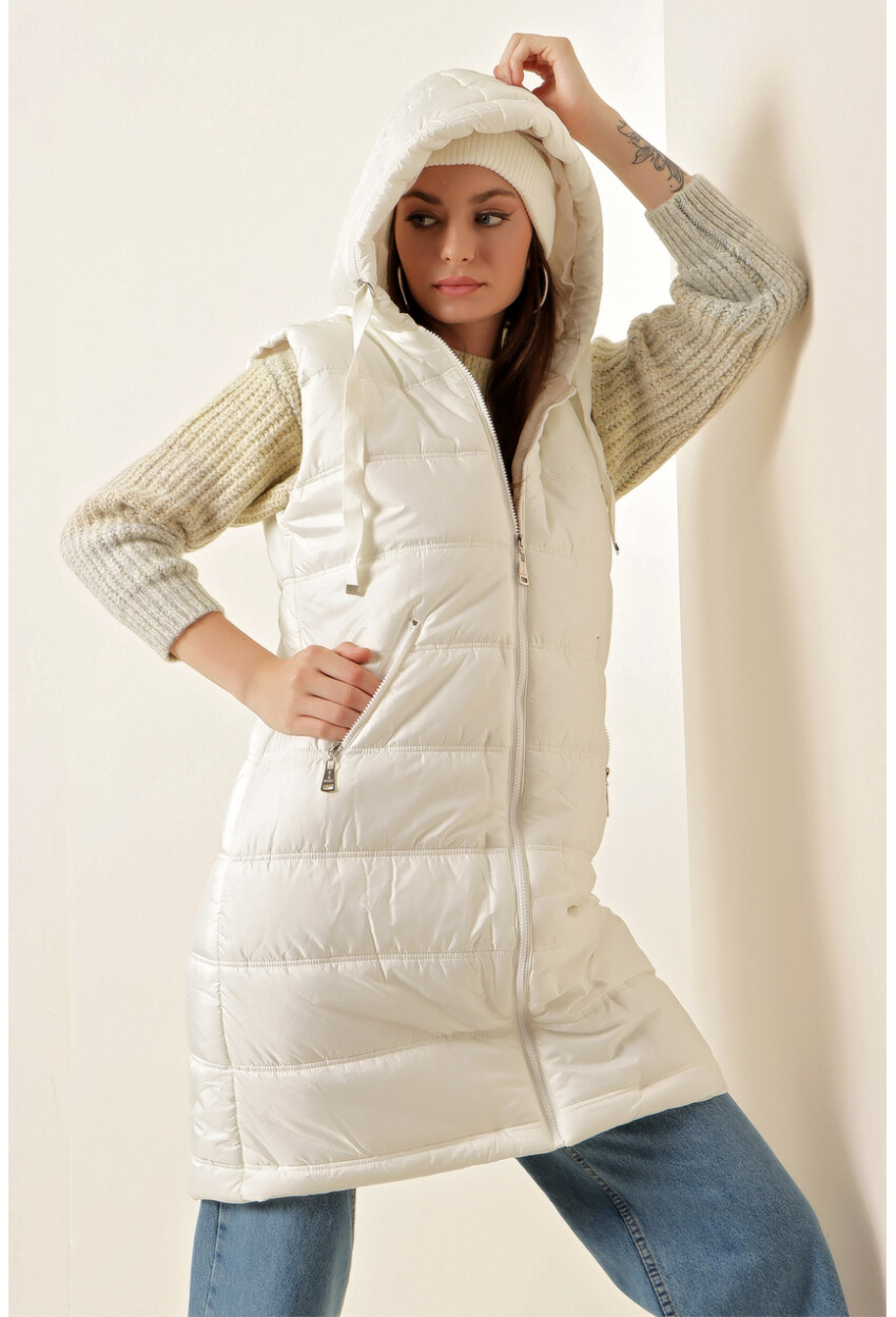 5140 Long Quilted Puffer Vest