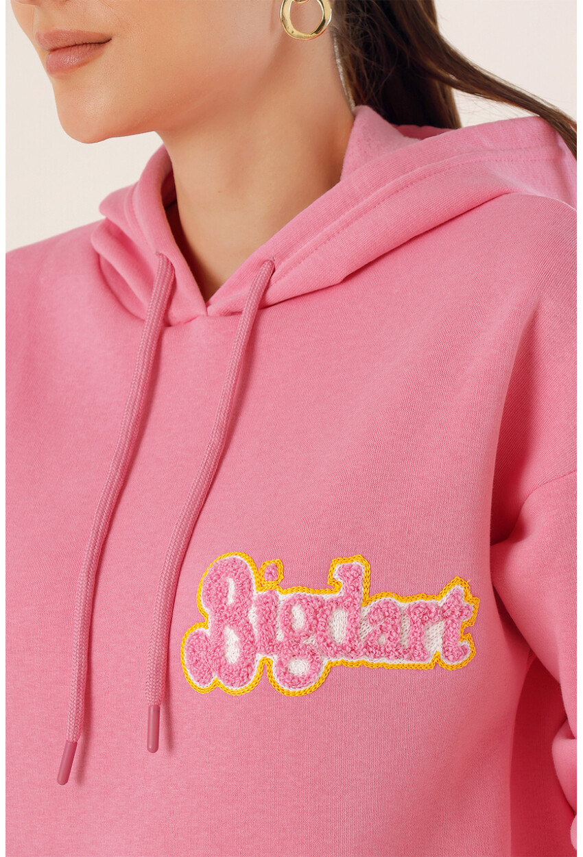 55424 Embroidered Oversized Sweatshirt