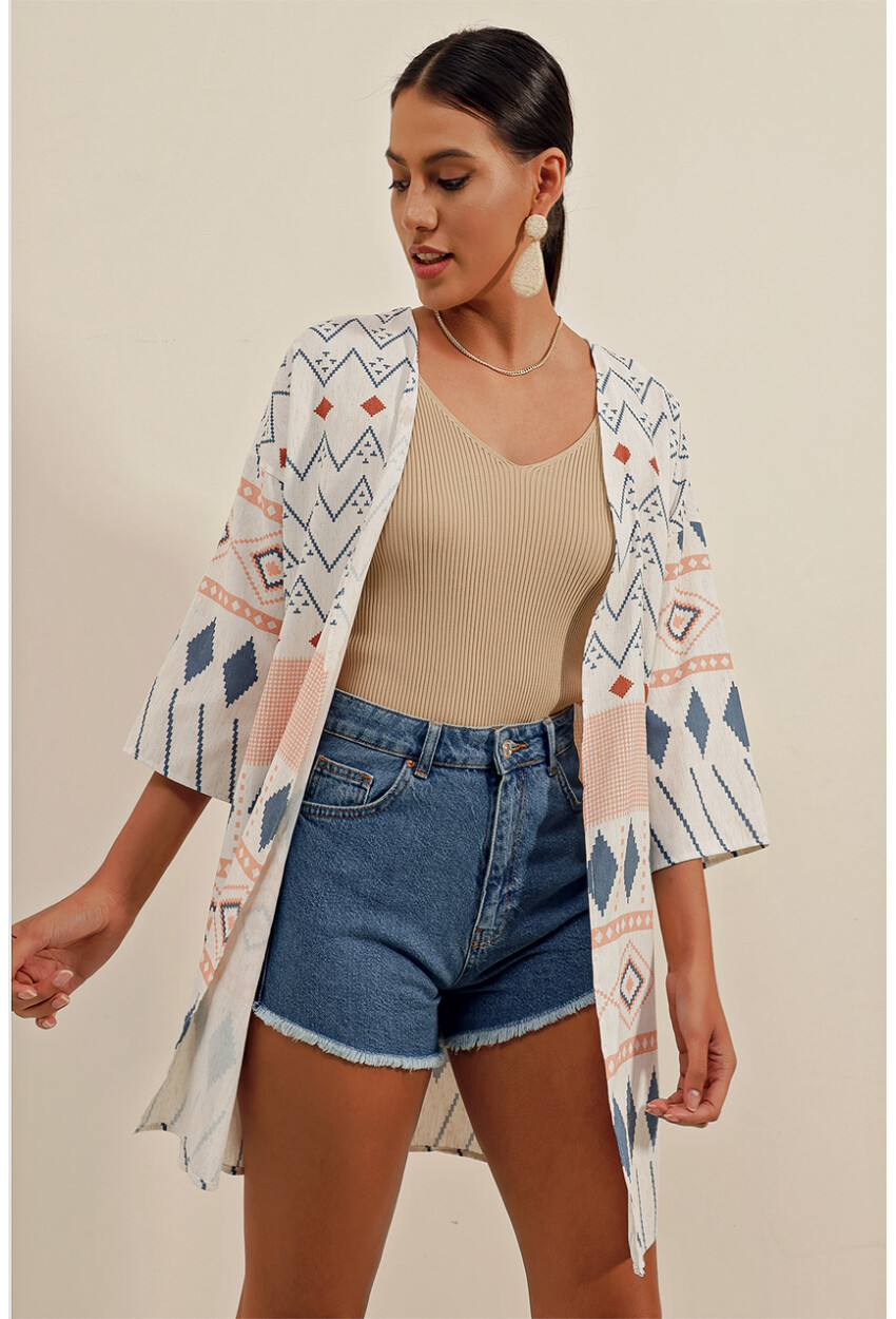 5896 Patterned Linen Kimono
